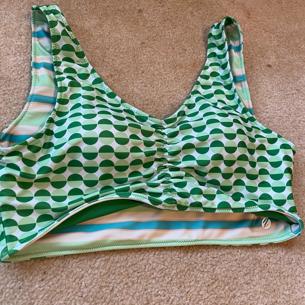 Nani reversible swim top